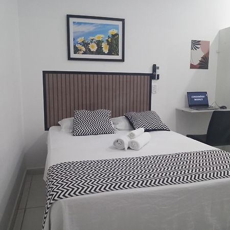 Loft 08 Completo Ar Canais Assinat Garagem Pindamonhangaba Ngoại thất bức ảnh